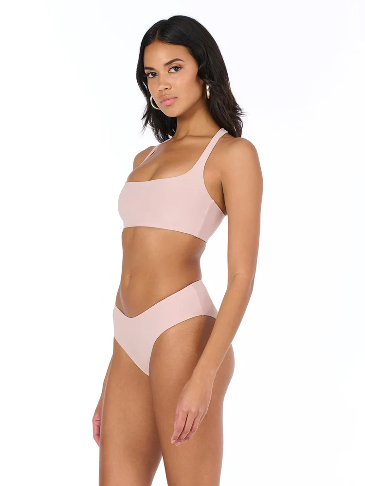Hourglass Basic Panty - Image 17