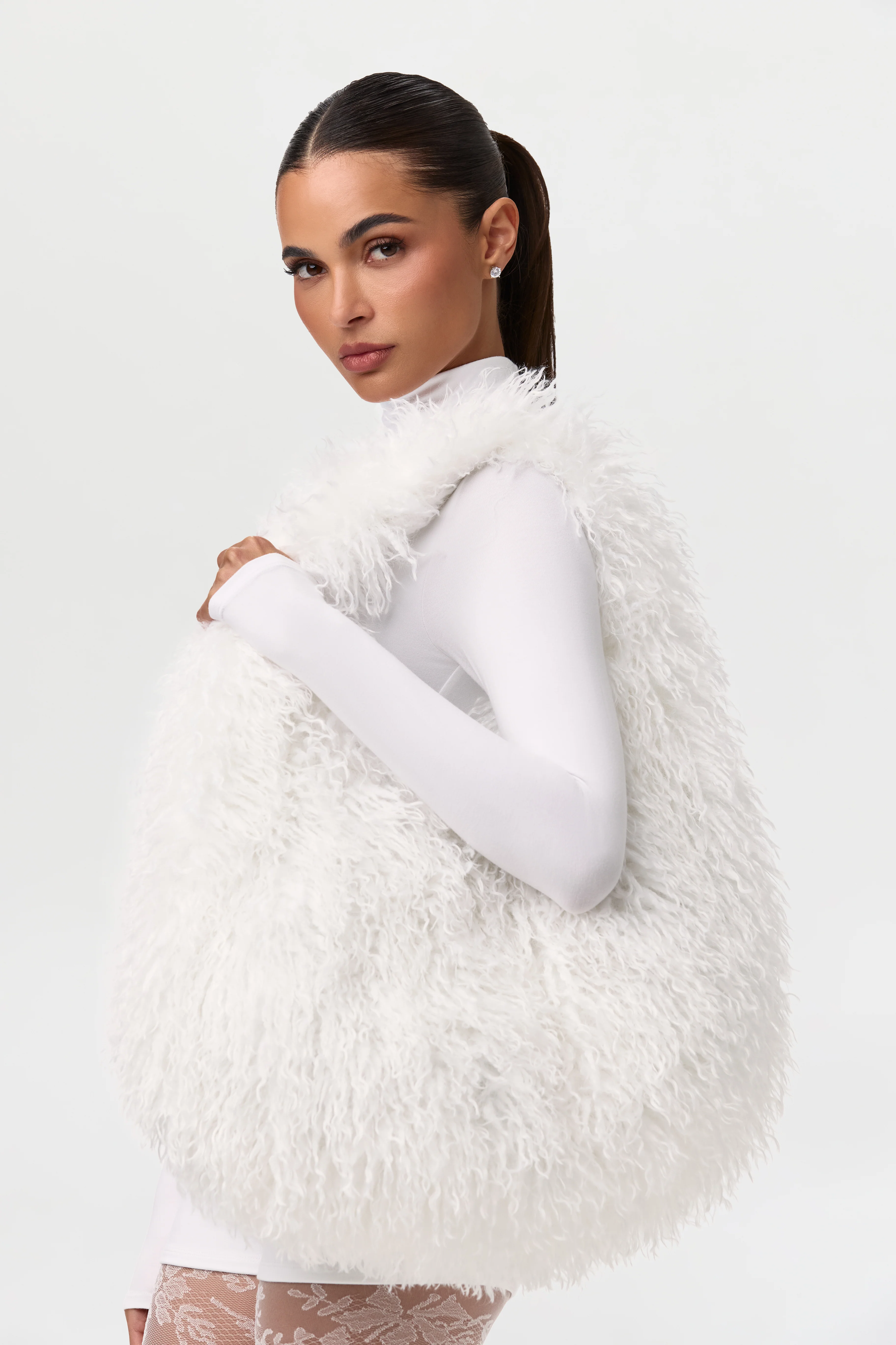 Faux Fur Plush Shoulder Bag - Image 9