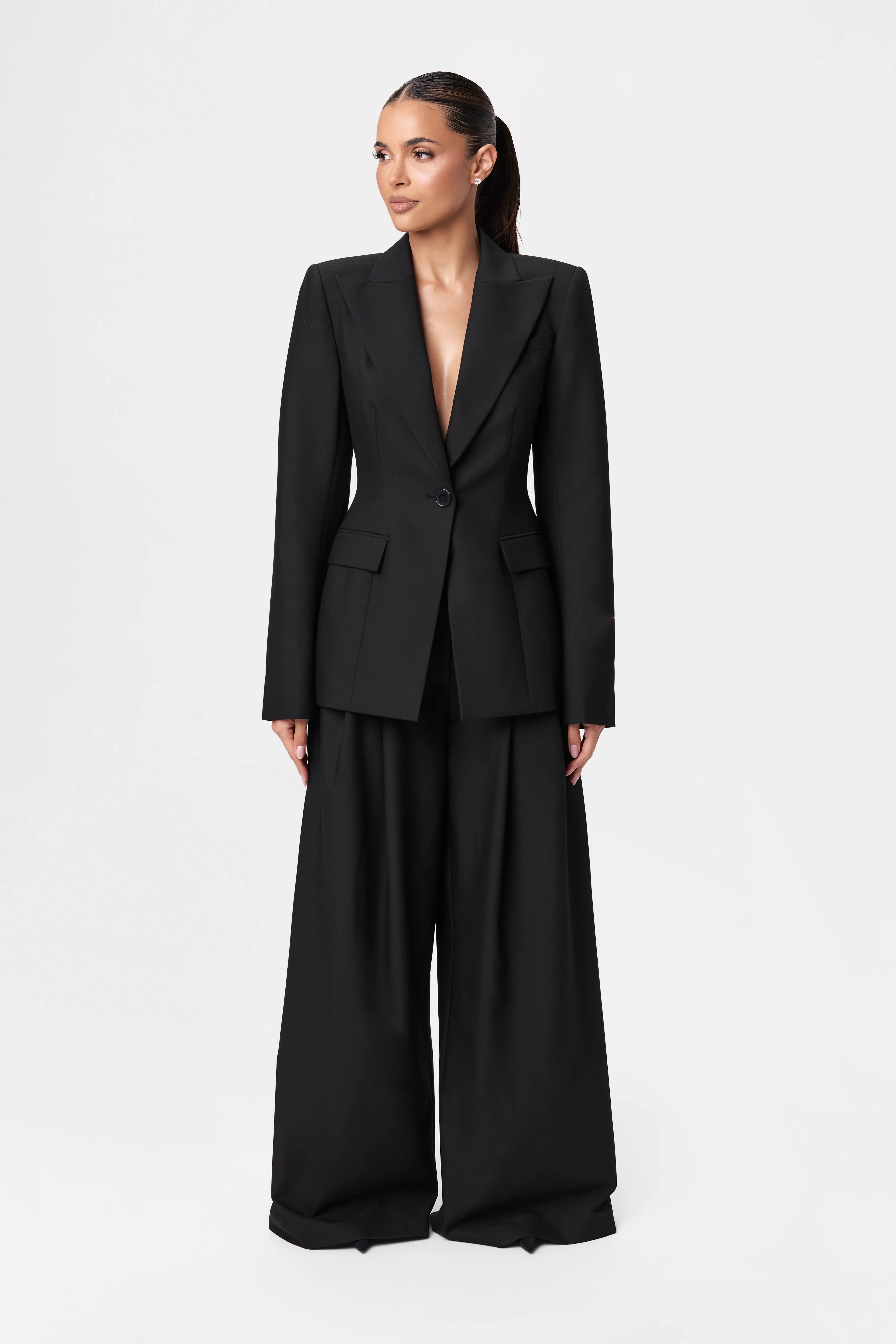 Suiting Pleated Wide-Leg Pant - Image 12