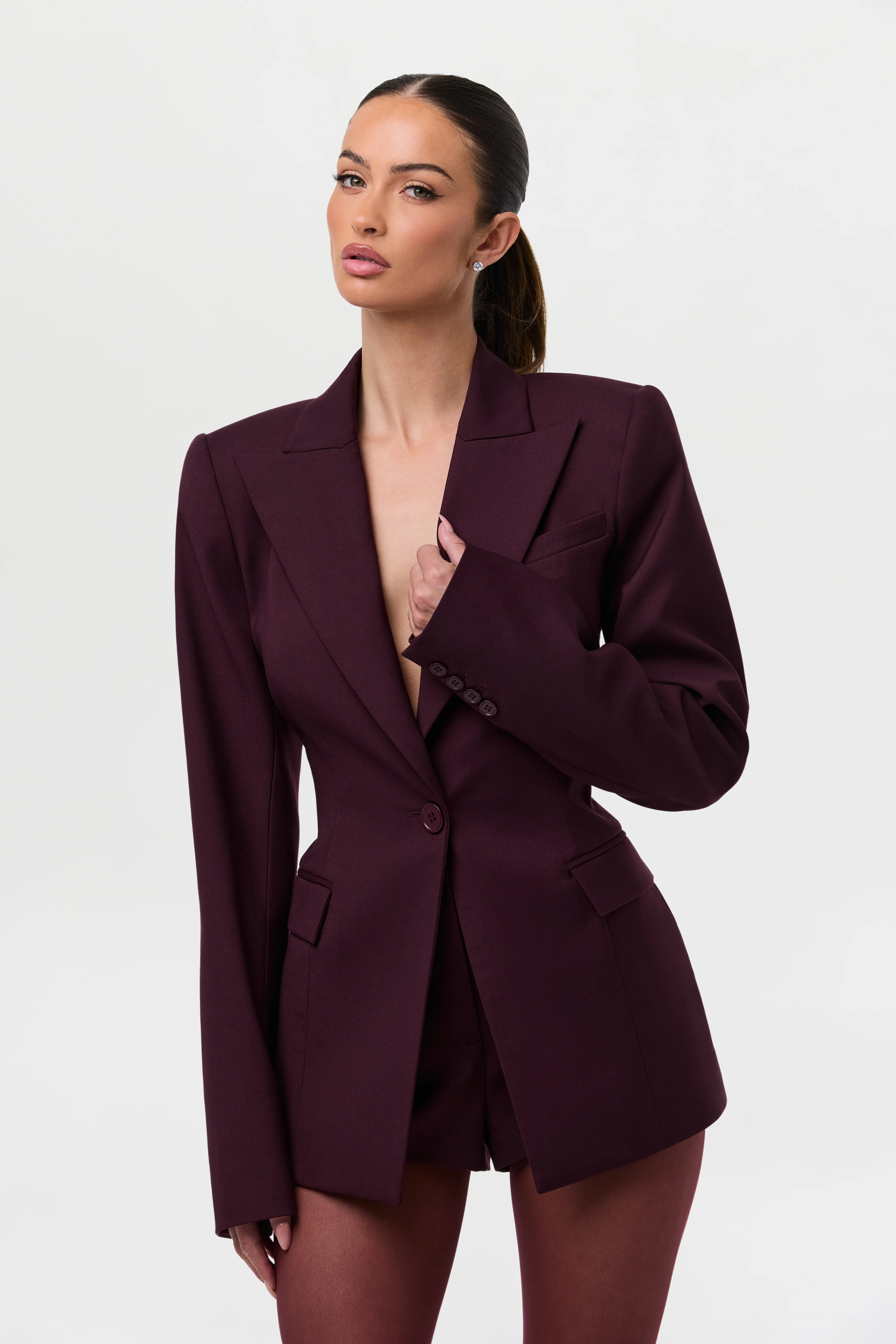 Power Shoulder Fitted Suit Blazer - Image 10