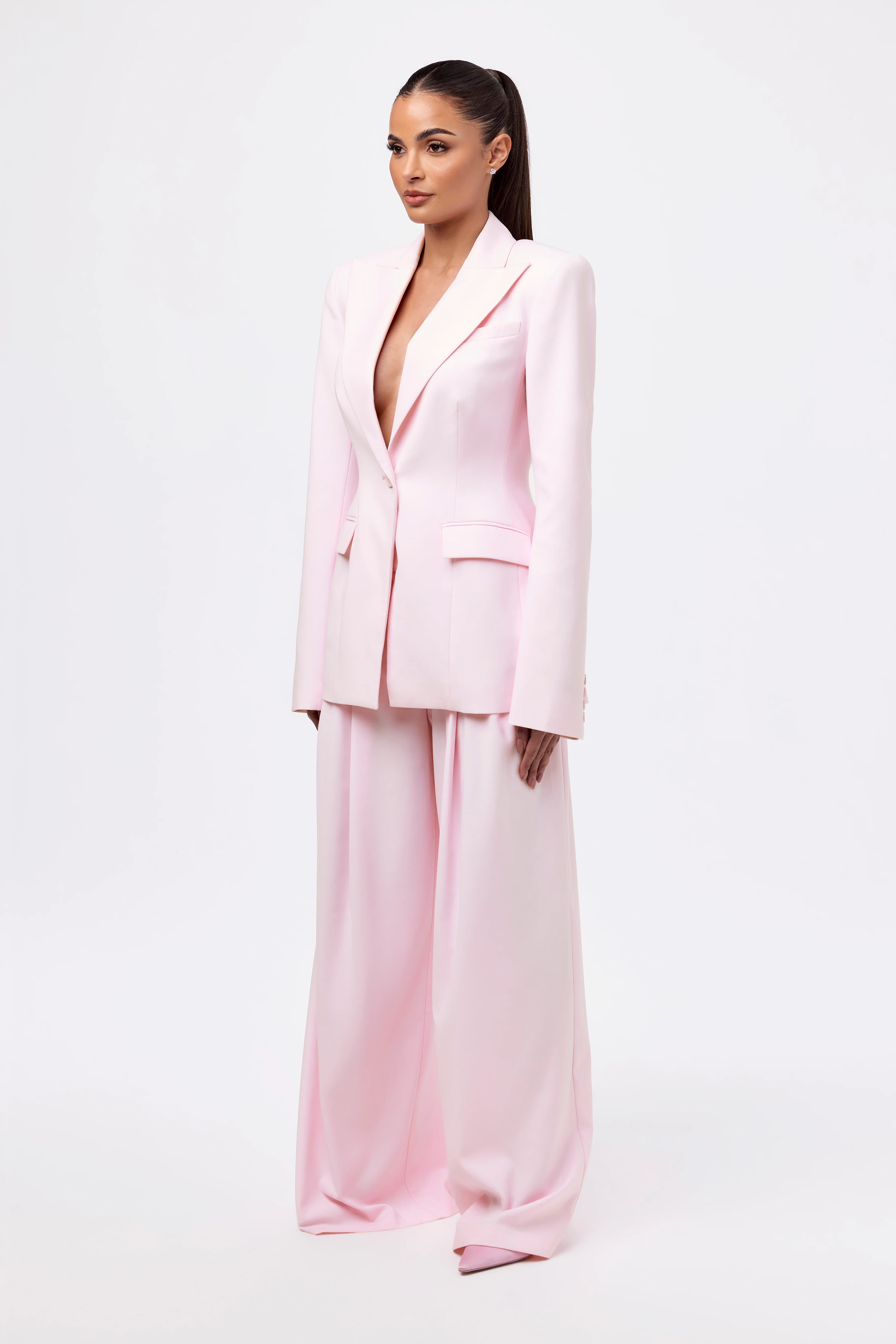 Power Shoulder Fitted Suit Blazer - Image 35